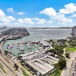 Chic 1 Bedroom Steps From Kaseya Center -Daily Resort Fee And Parking Not Included