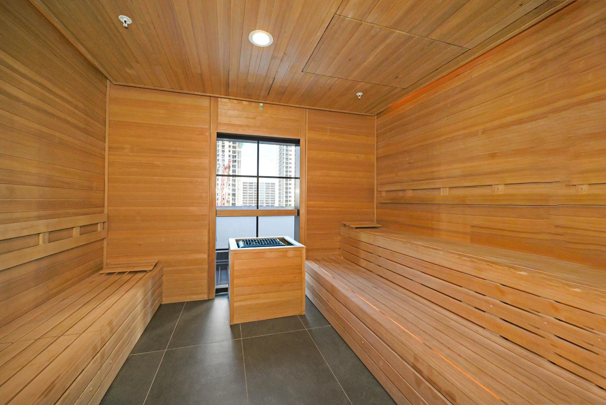 Chic 1 Bedroom Steps From Kaseya Center -daily Fee And Parking Not Included Apartment