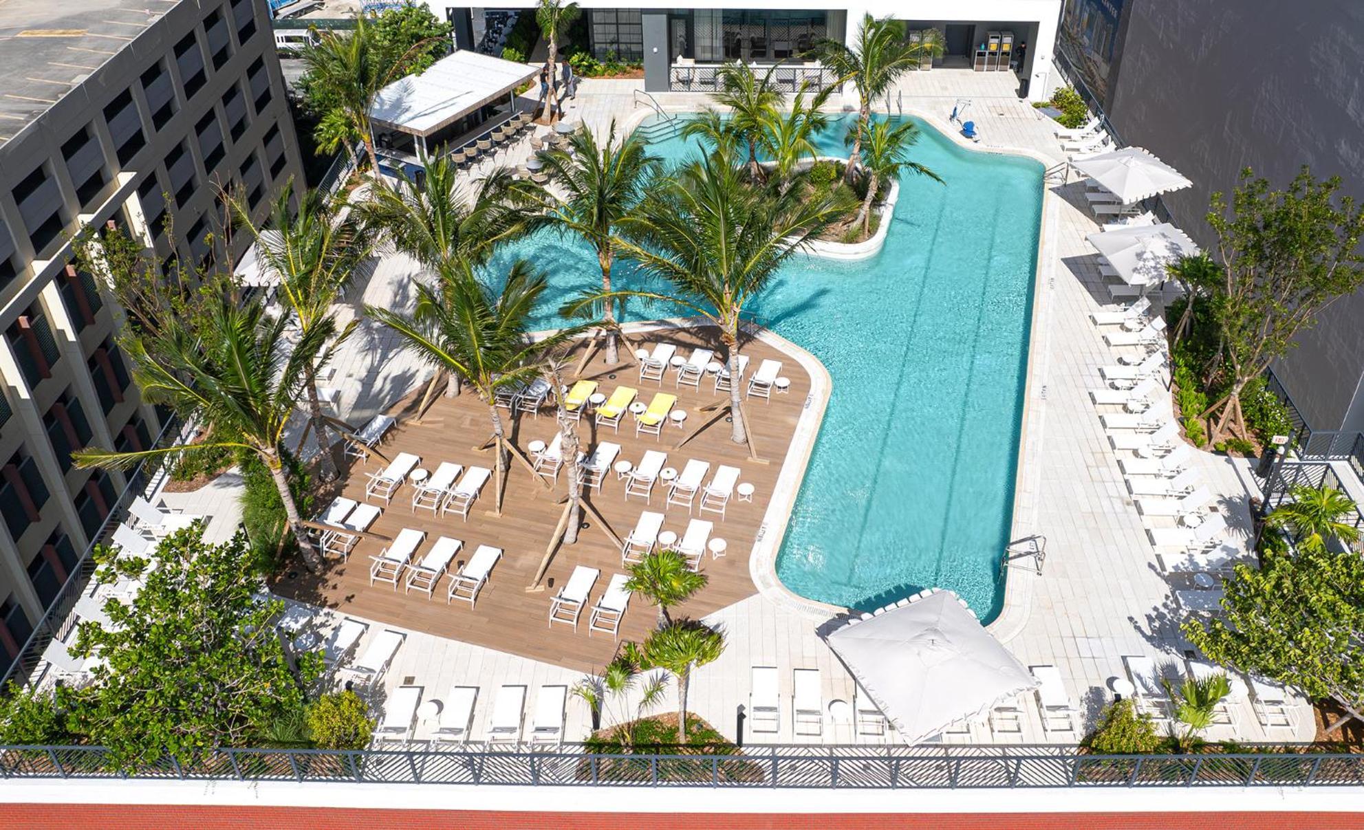 Chic 1 Bedroom Steps From Kaseya Center -daily Fee And Parking Not Included Apartment Miami