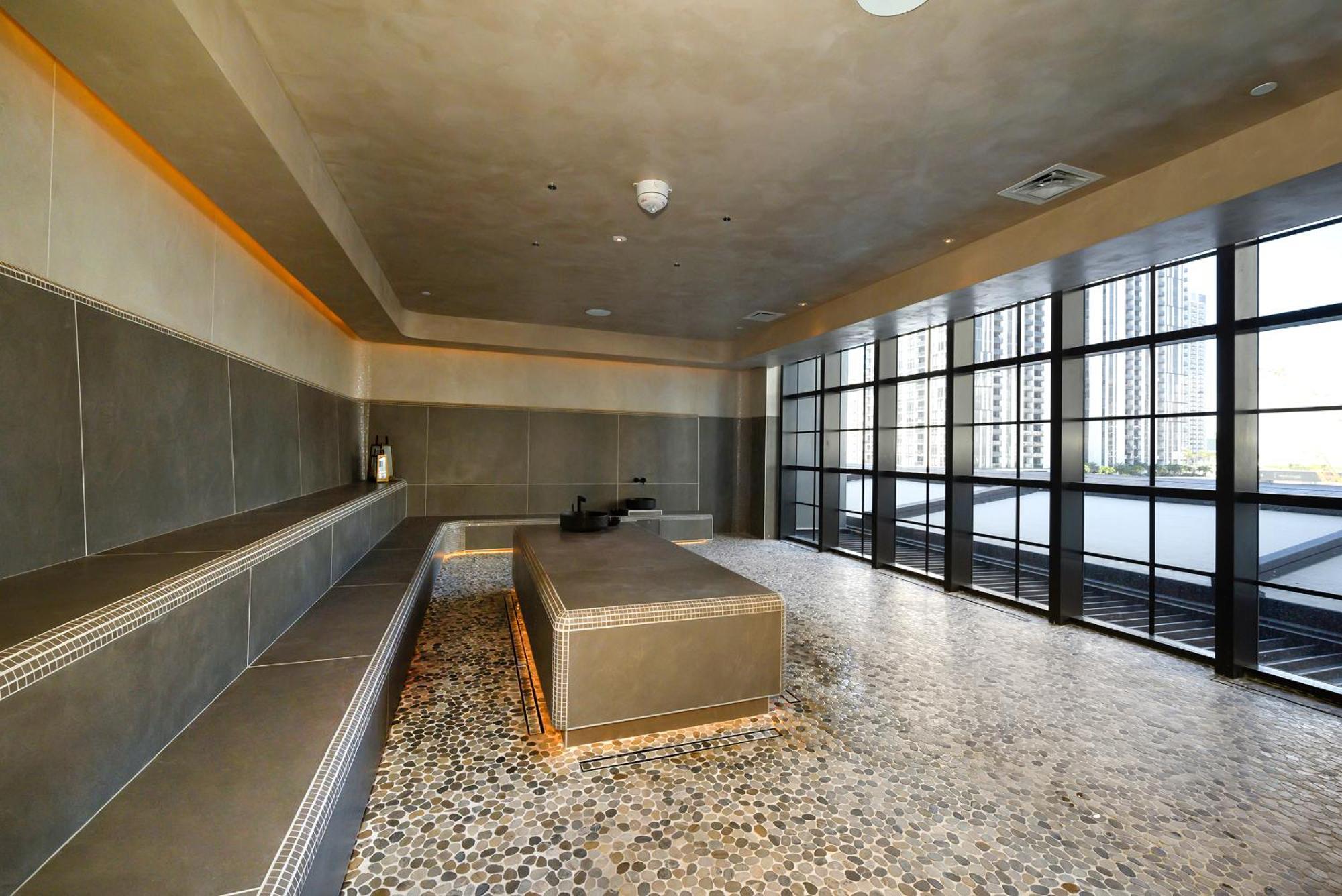 Chic 1 Bedroom Steps From Kaseya Center -daily Fee And Parking Not Included Apartment Miami