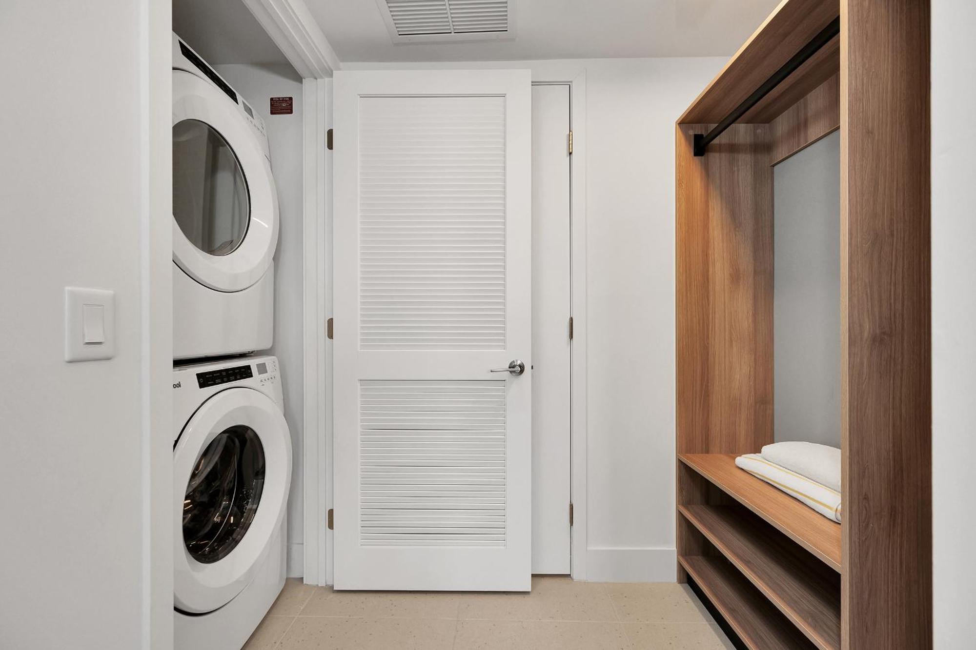 Chic 1 Bedroom Steps From Kaseya Center -daily Fee And Parking Not Included * Miami
